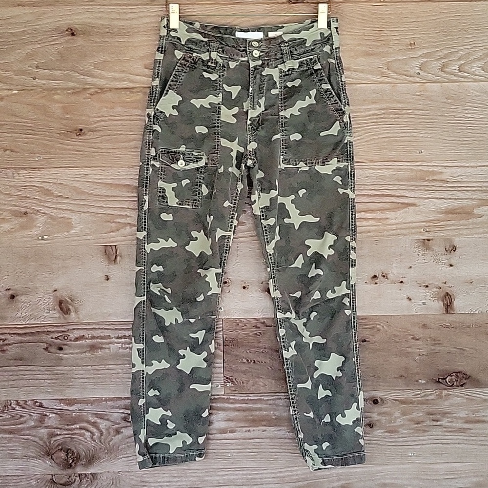 Anthropologie Size 27 The Wanderer Camo Cargo Pants